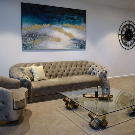Deluxe 3 Bedroom Apartment In Southbank メルボルン エクステリア 写真