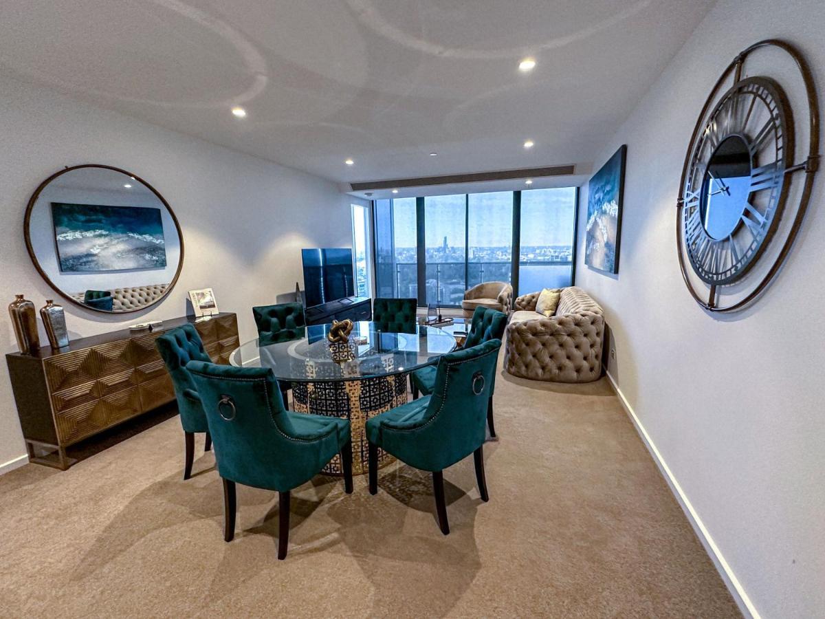 Deluxe 3 Bedroom Apartment In Southbank メルボルン エクステリア 写真