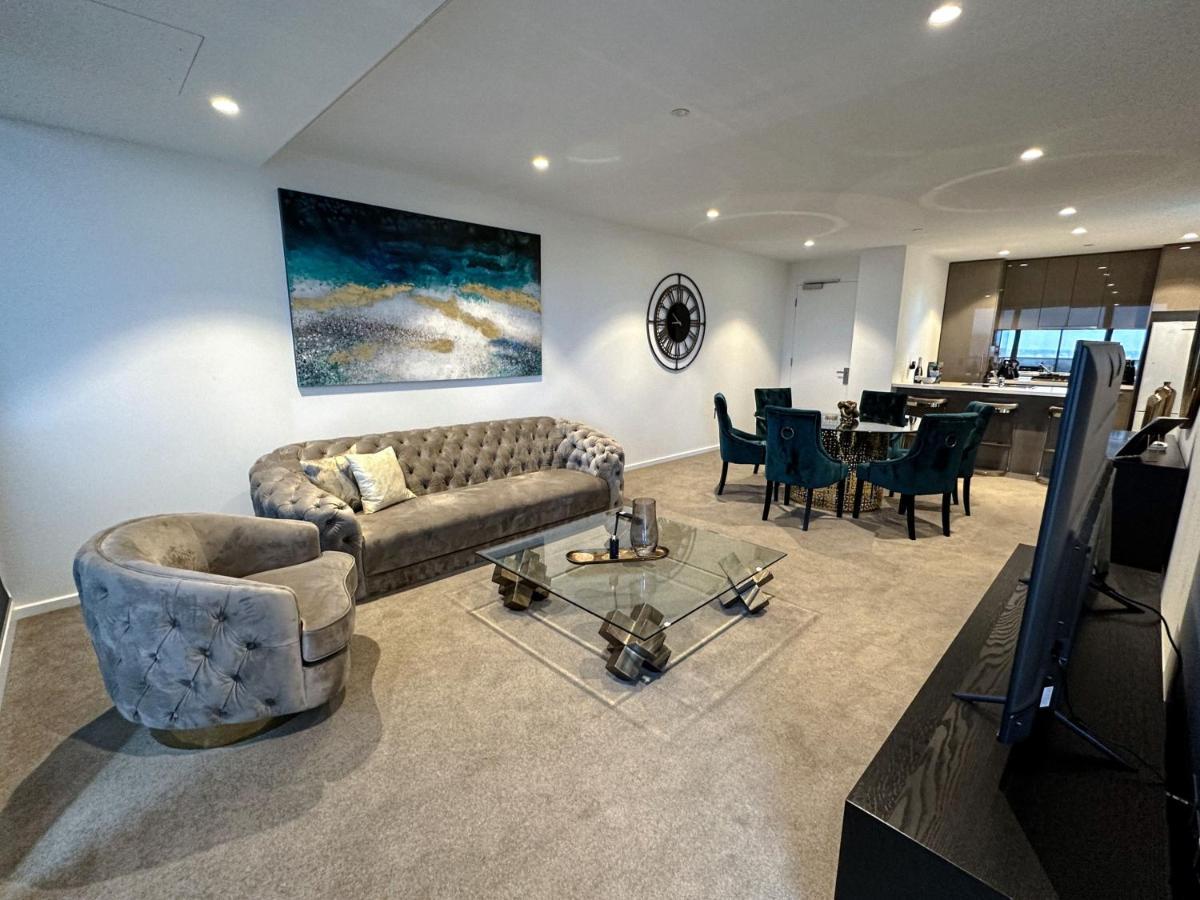 Deluxe 3 Bedroom Apartment In Southbank メルボルン エクステリア 写真