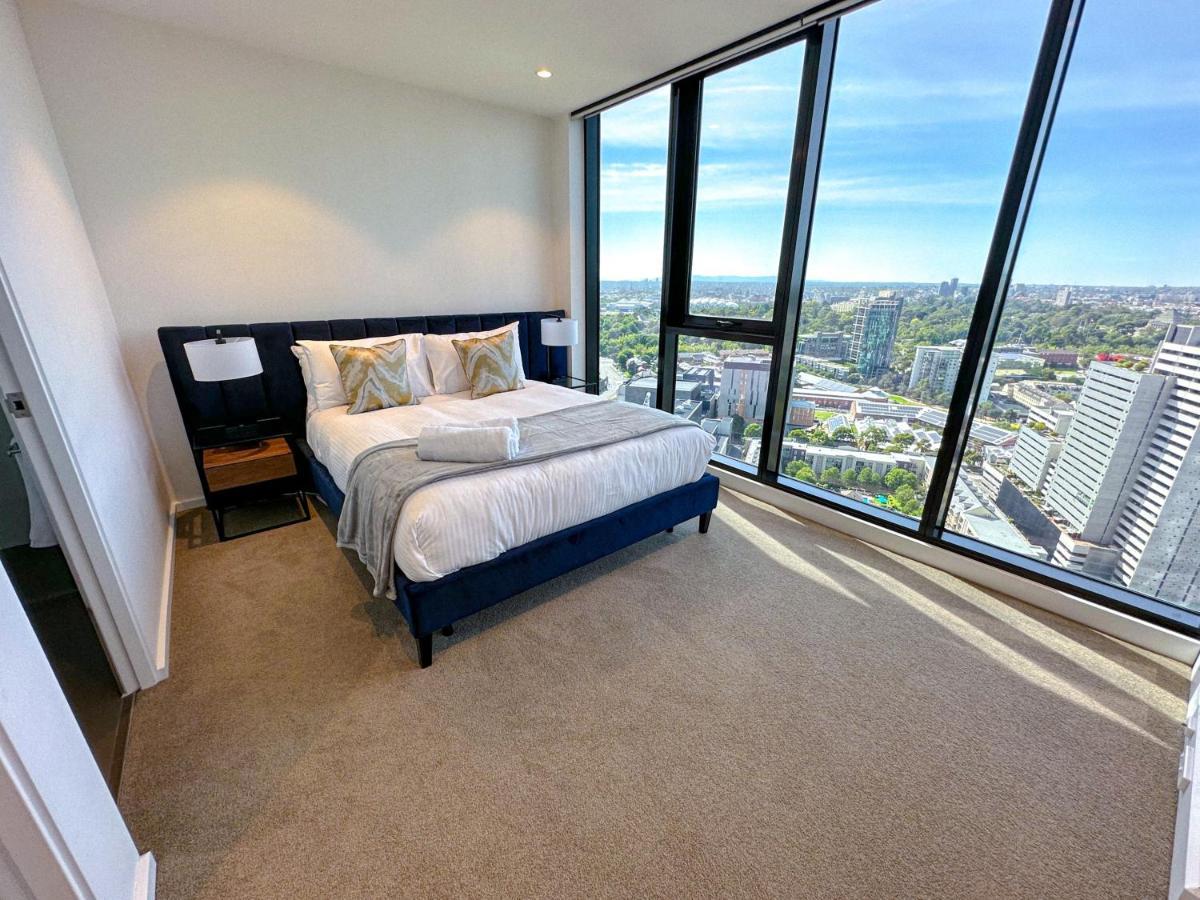 Deluxe 3 Bedroom Apartment In Southbank メルボルン エクステリア 写真