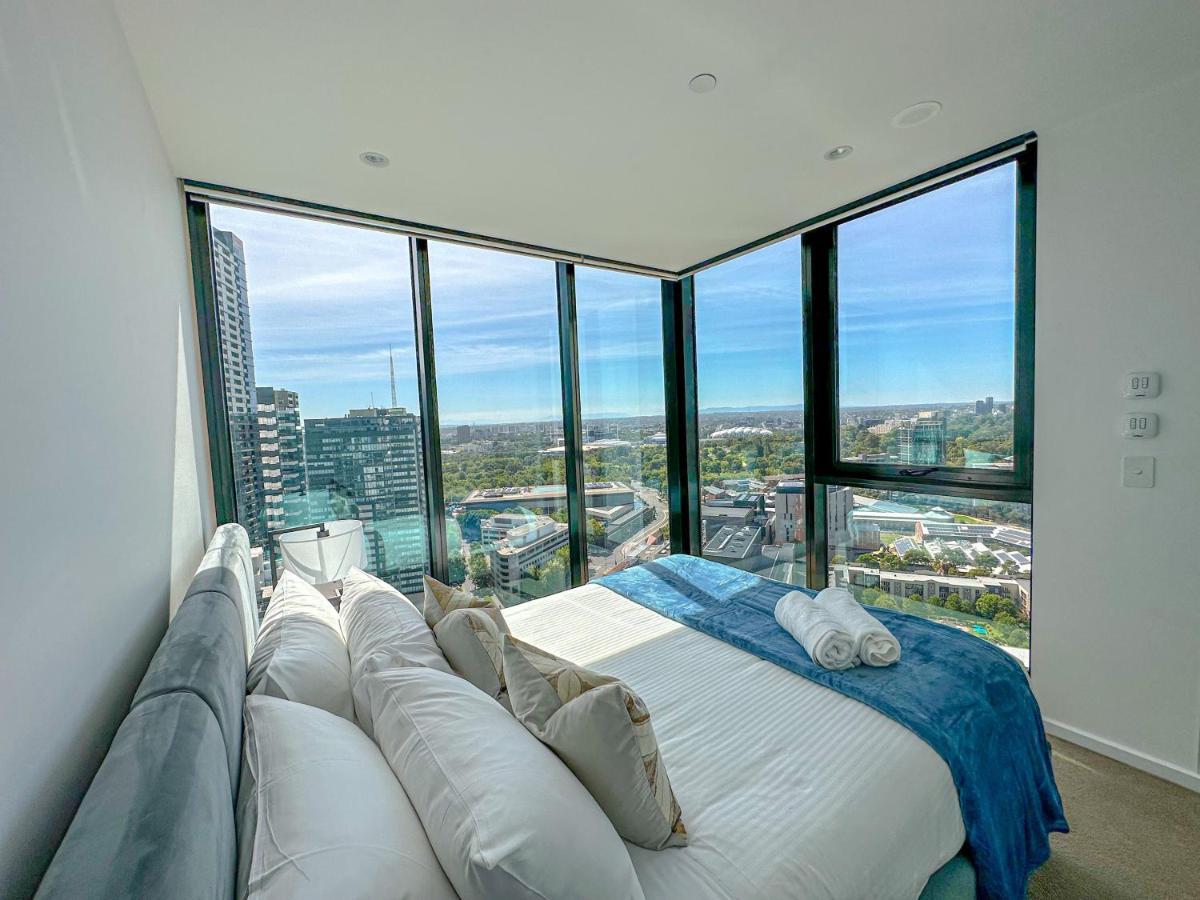 Deluxe 3 Bedroom Apartment In Southbank メルボルン エクステリア 写真