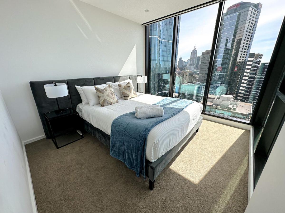 Deluxe 3 Bedroom Apartment In Southbank メルボルン エクステリア 写真