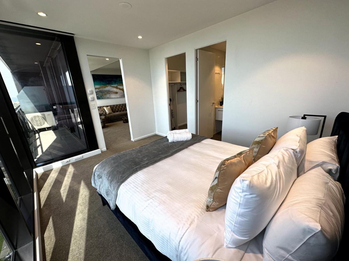 Deluxe 3 Bedroom Apartment In Southbank メルボルン エクステリア 写真