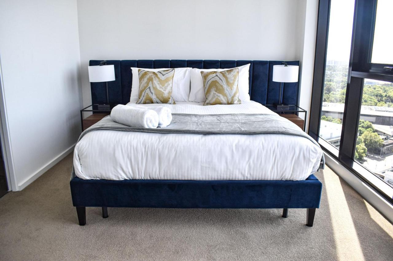 Deluxe 3 Bedroom Apartment In Southbank メルボルン エクステリア 写真